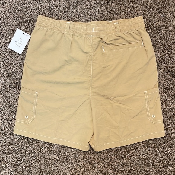 Free Assembly boys shorts - Picture 2 of 3